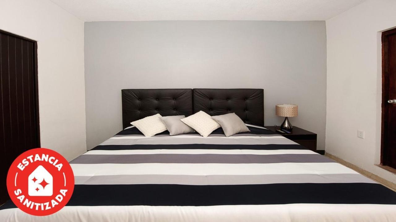 Econosuites مونتيري المظهر الخارجي الصورة