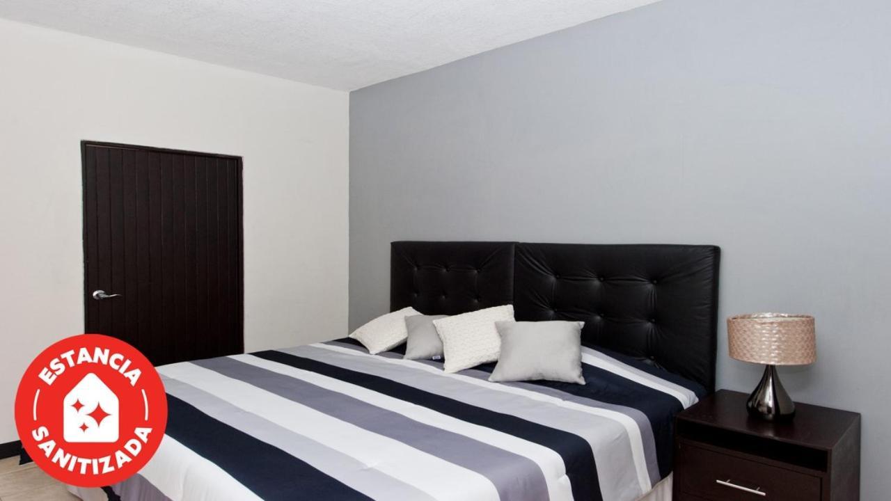 Econosuites مونتيري المظهر الخارجي الصورة