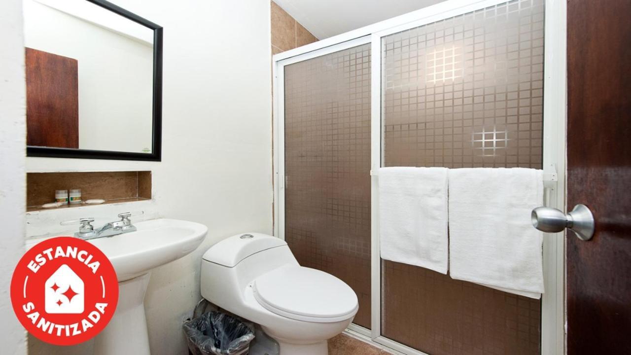 Econosuites مونتيري المظهر الخارجي الصورة