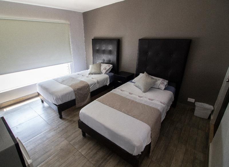 Econosuites مونتيري المظهر الخارجي الصورة