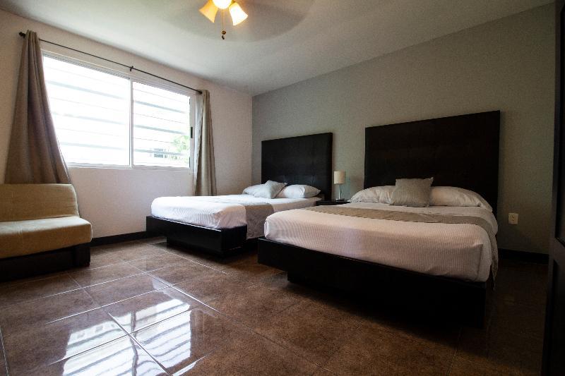 Econosuites مونتيري المظهر الخارجي الصورة