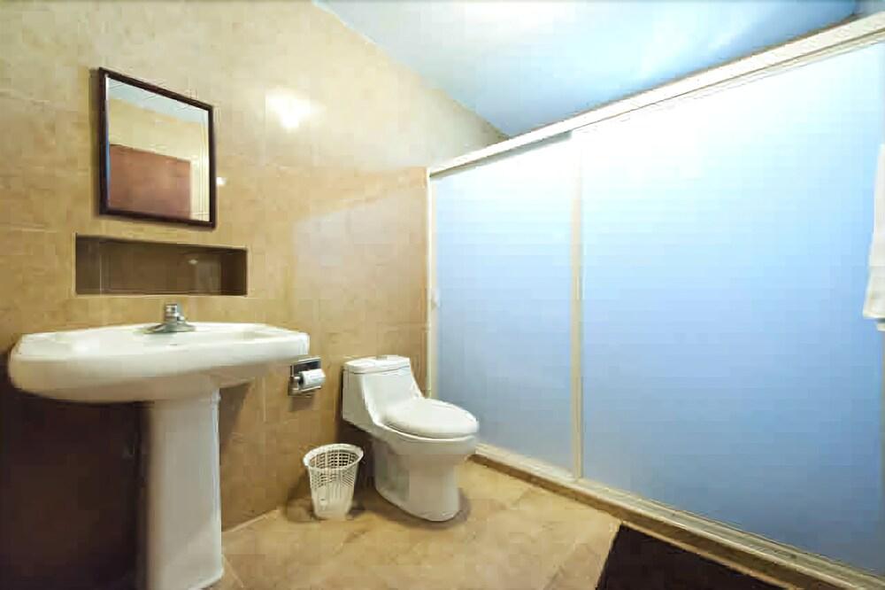 Econosuites مونتيري المظهر الخارجي الصورة