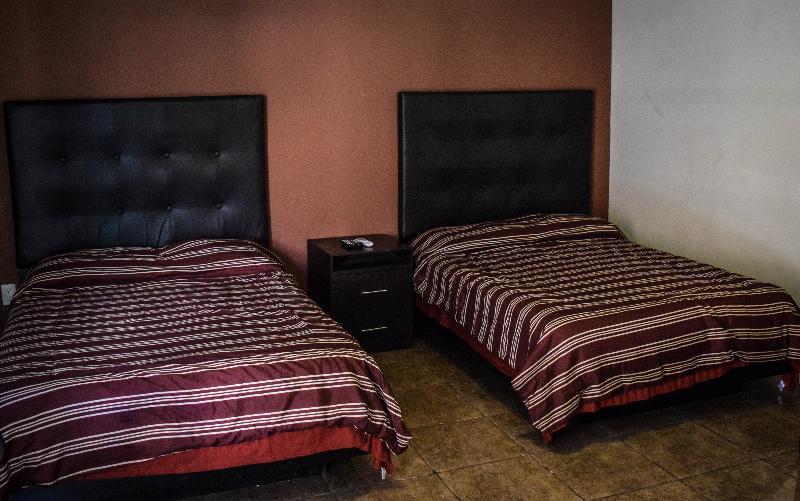 Econosuites مونتيري المظهر الخارجي الصورة