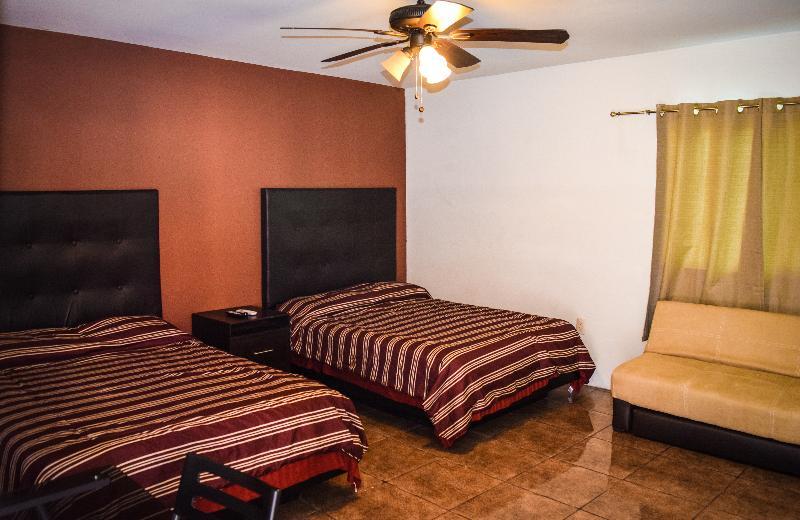 Econosuites مونتيري المظهر الخارجي الصورة