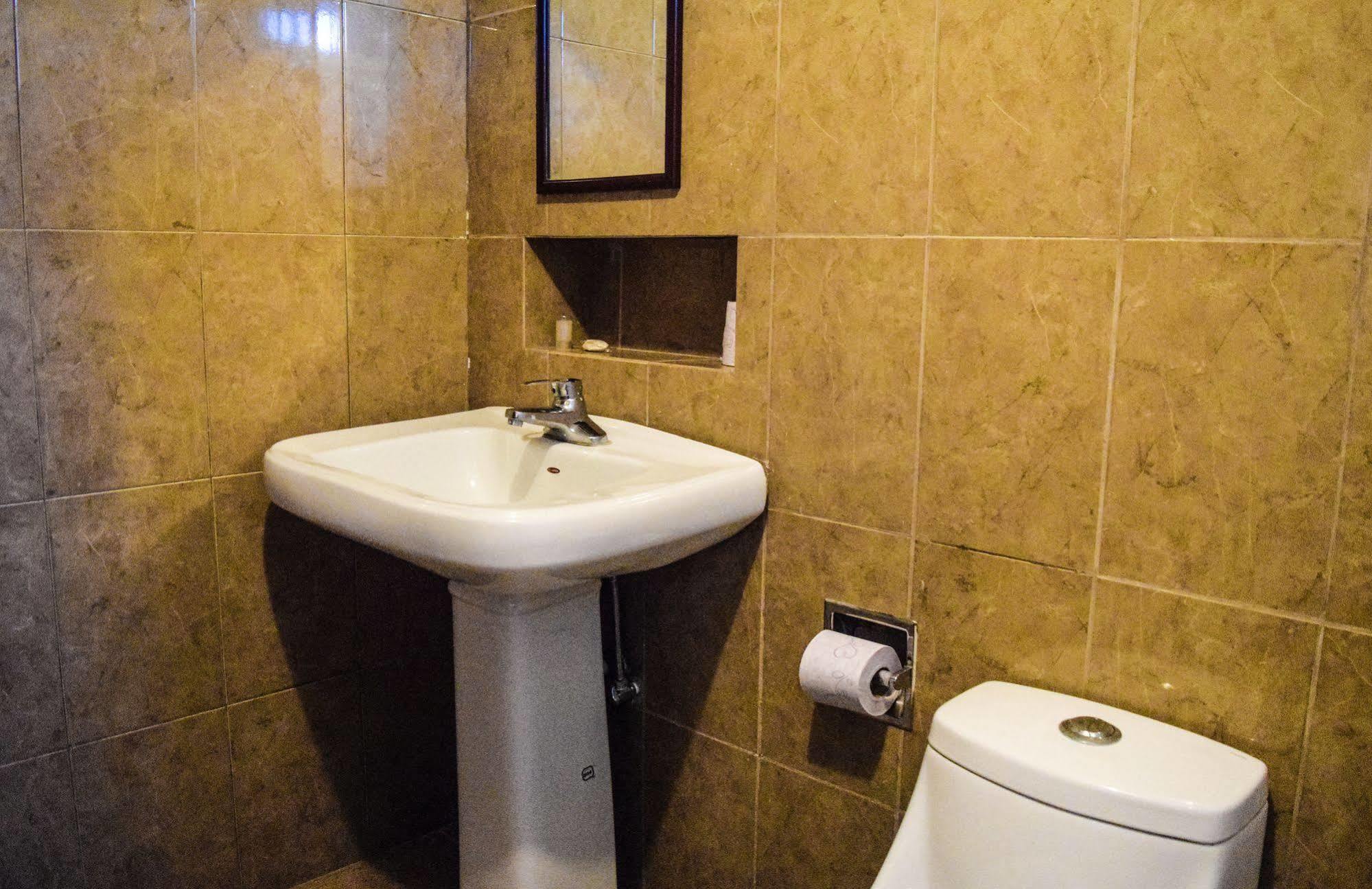 Econosuites مونتيري المظهر الخارجي الصورة