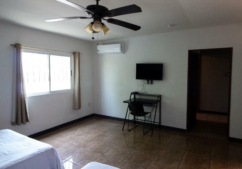 Econosuites مونتيري المظهر الخارجي الصورة